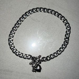 Juicy Couture choker